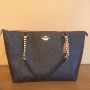 COACH Ava Chain Tote